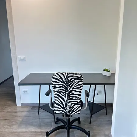 Apartment 2 *