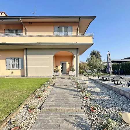 2 Apartment Cassano dʼAdda